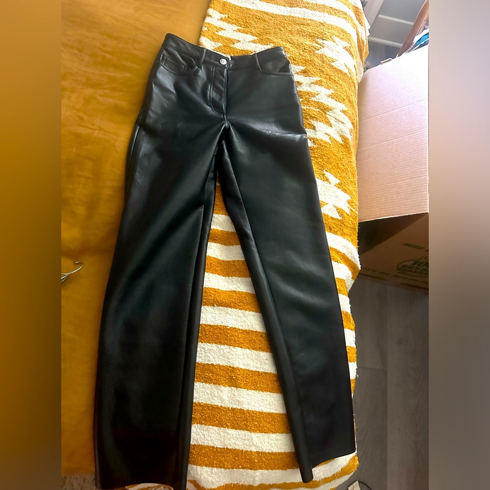 Aritzia Wilfred melina pant